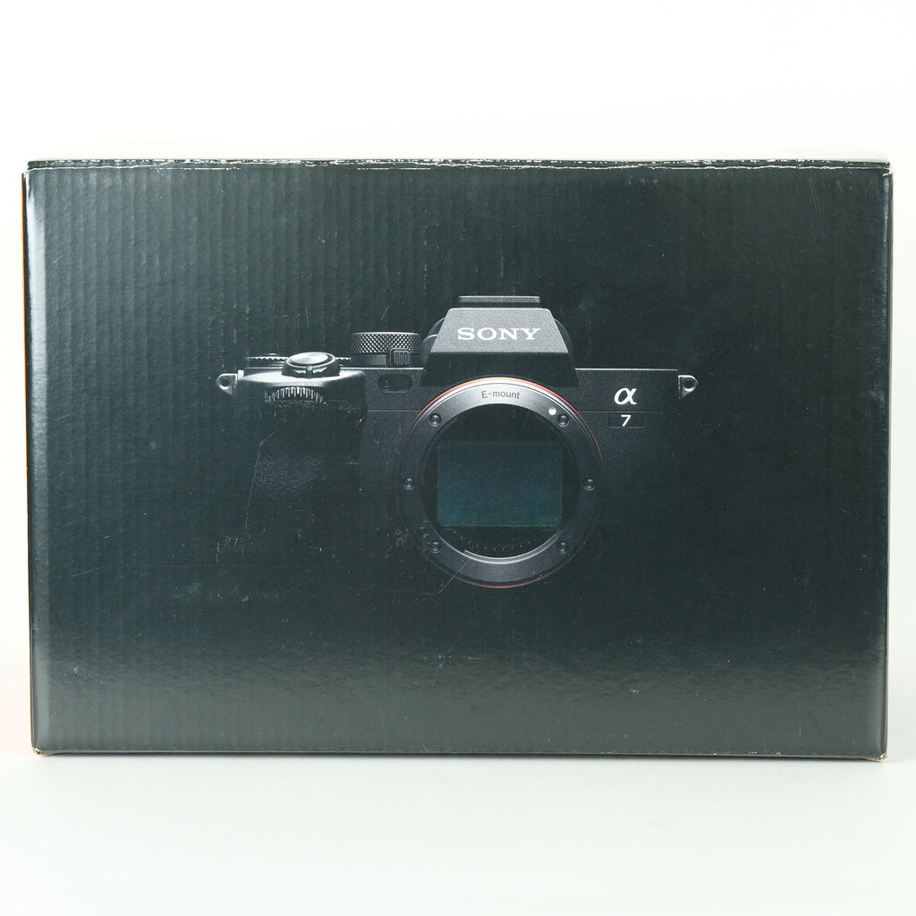 SONY α7 IV(ILCE-7M4) SONY α7 IV(ILCE-7M4)