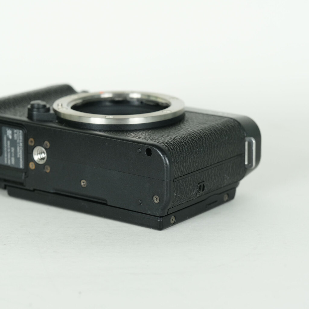 FUJIFILM X-M1 ボディ ブラック