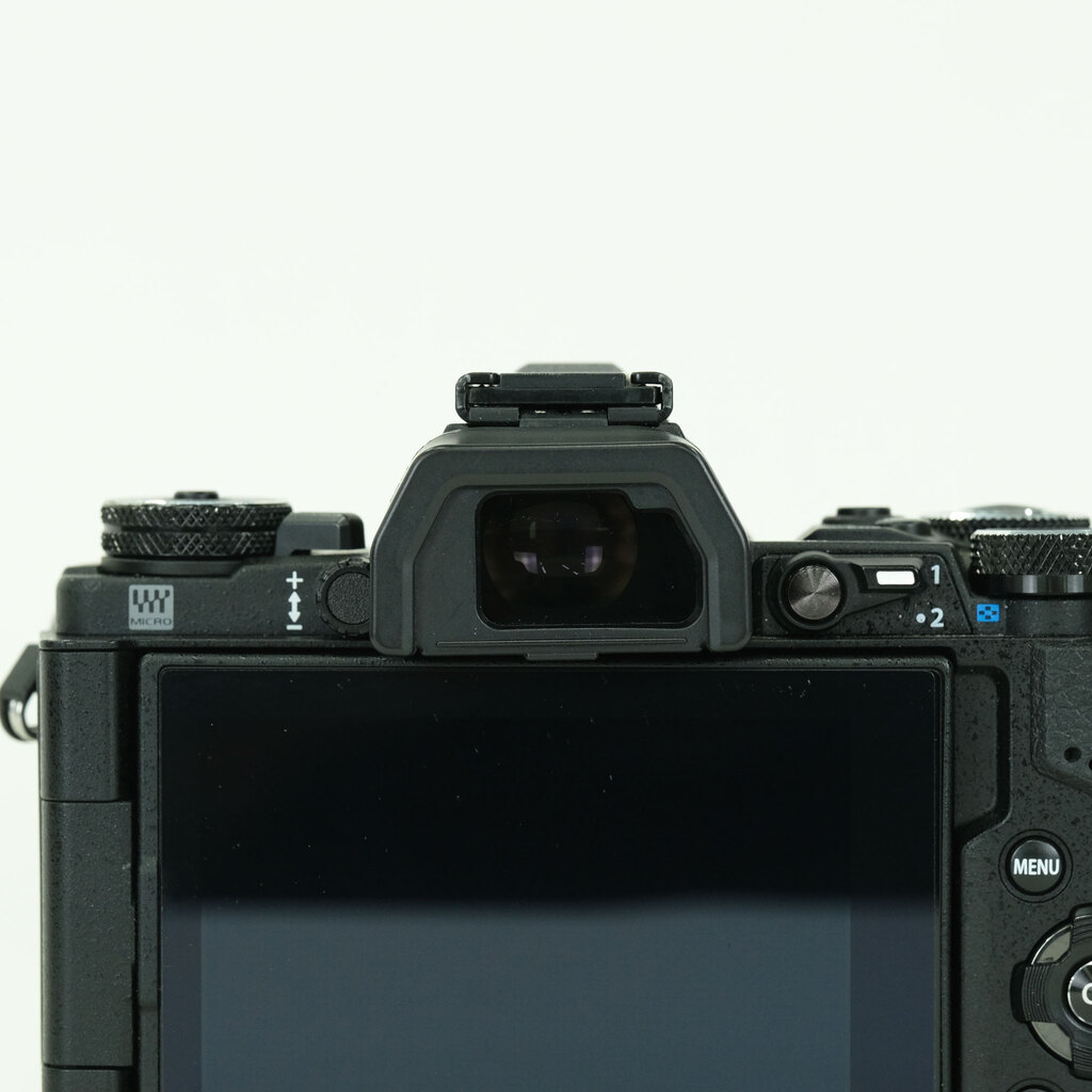 OLYMPUS OM-D E-M5 Mark II OLYMPUS OM-D E-M5 Mark II