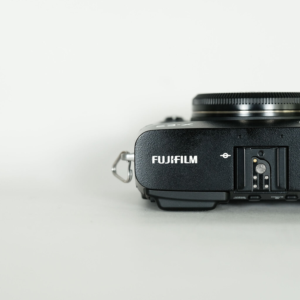 FUJIFILM X-E3