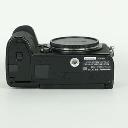 Panasonic LUMIX DC-S5 Panasonic LUMIX DC-S5