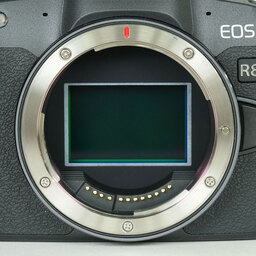 Canon EOS R8 Canon EOS R8