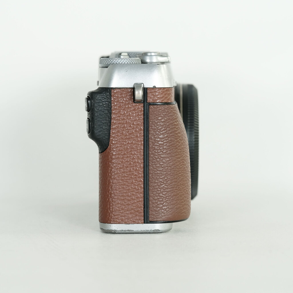 FUJIFILM X-E3 ボディ ブラウン