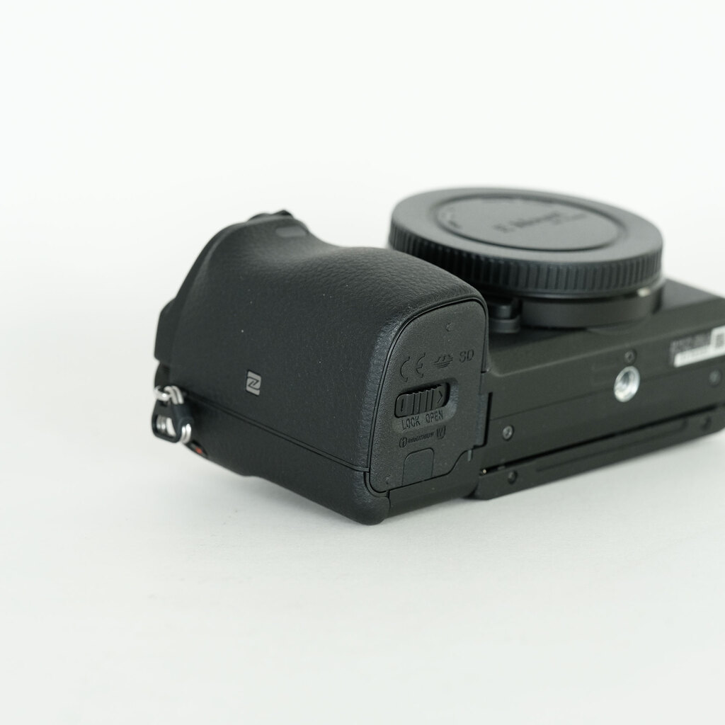 SONY α6400（ILCE-6400）