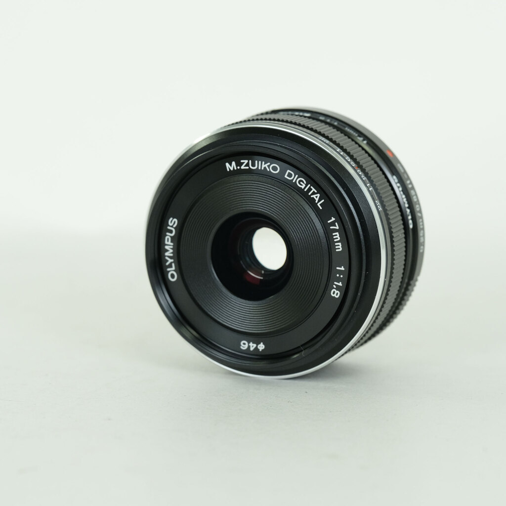 OLYMPUS M.ZUIKO DIGITAL 17mm F1.8
