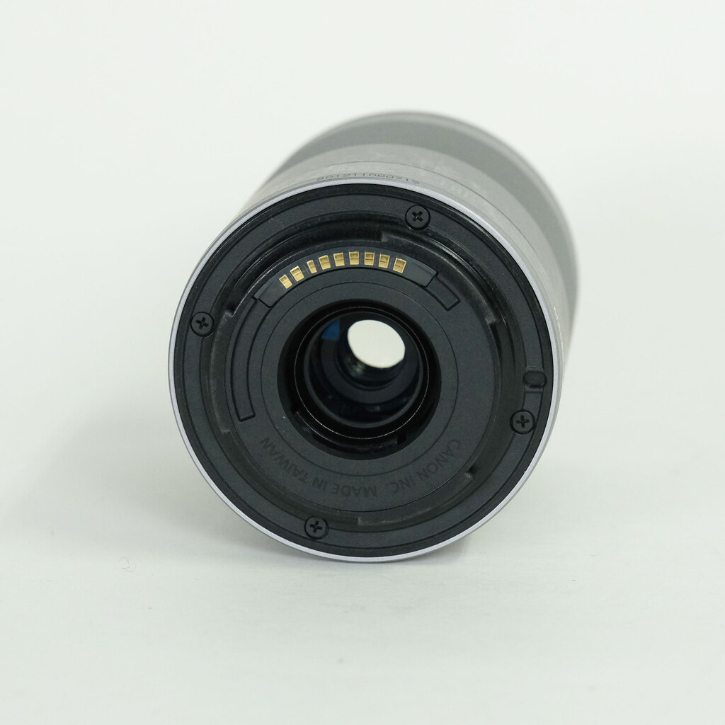 Canon EF-M55-200mm F4.5-6.3 IS STM シルバー Canon EF-M55-200mm F4.5-6.3 IS STM シルバー