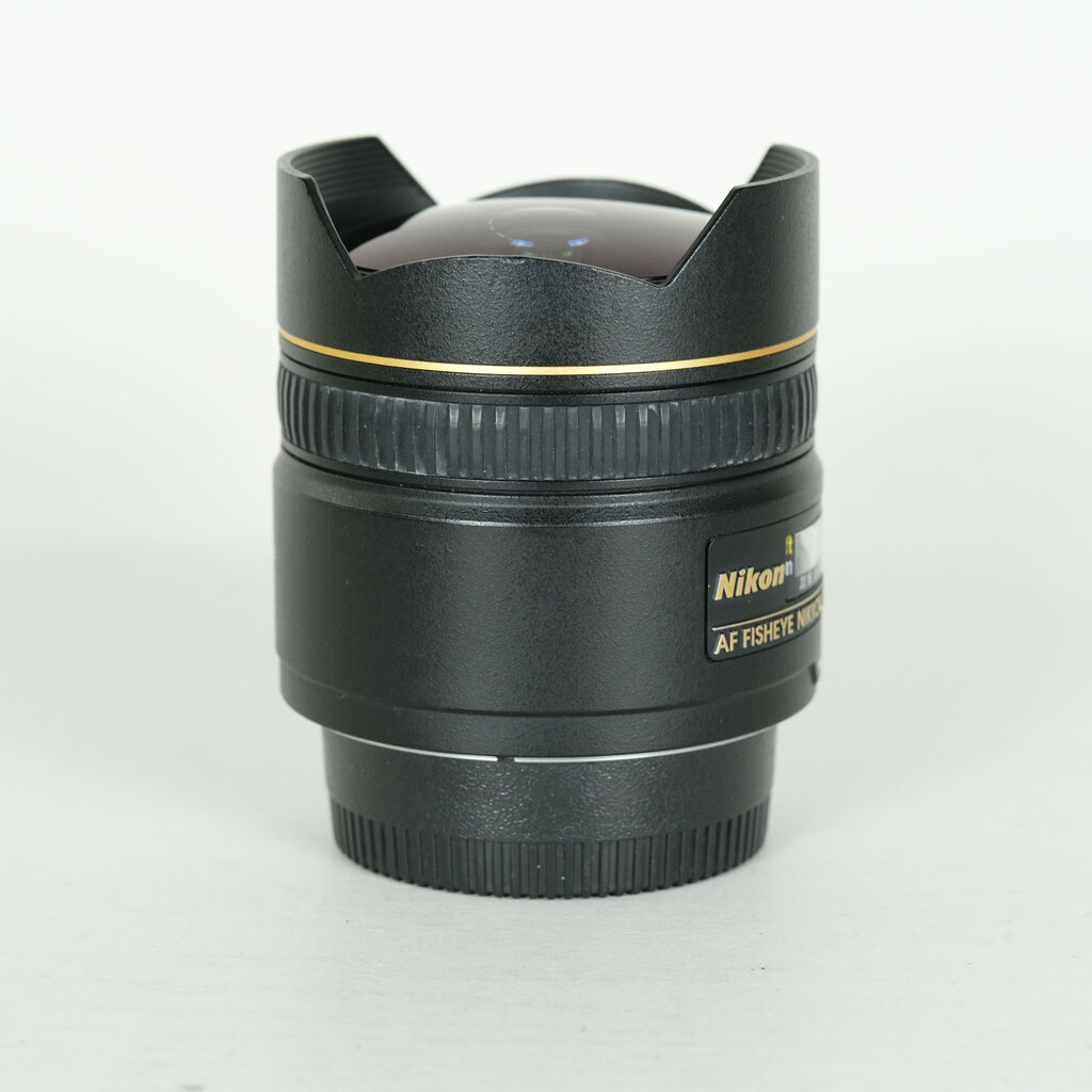 Nikon AF DX Fisheye-Nikkor 10.5mm F2.8G ED