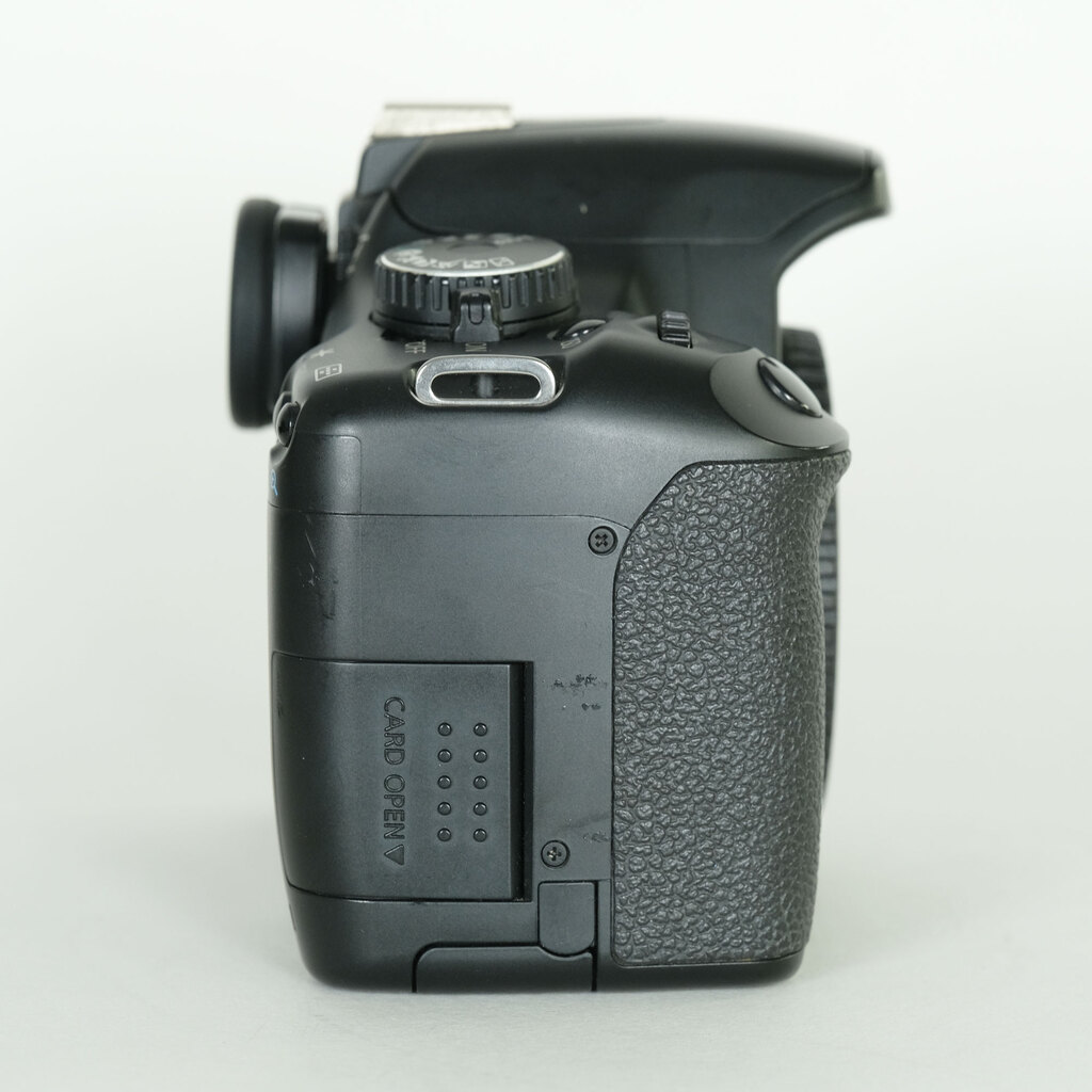 Canon EOS Kiss X2 ボディの出品 | ONE SCENE（ワンシーン）