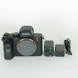 SONY α7 II（ILCE-7M2）