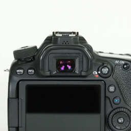 Canon EOS 80D