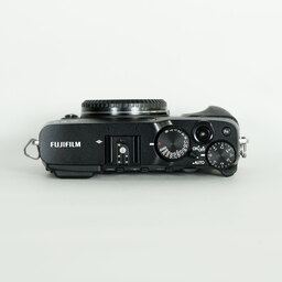 FUJIFILM X-E3
