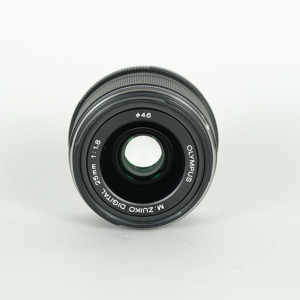 OLYMPUS M.ZUIKO DIGITAL 25mm F1.8 OLYMPUS M.ZUIKO DIGITAL 25mm F1.8