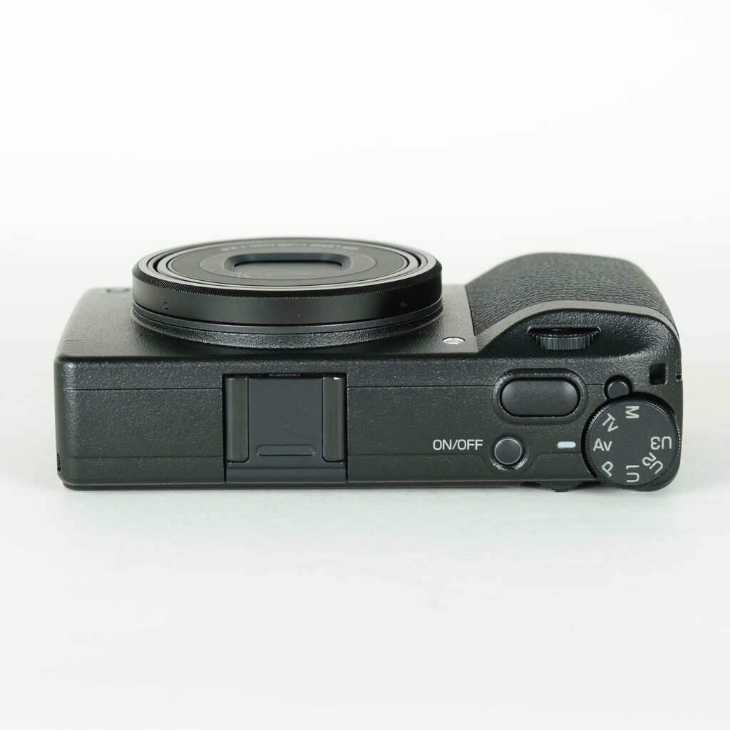 RICOH GR IIIx RICOH GR IIIx