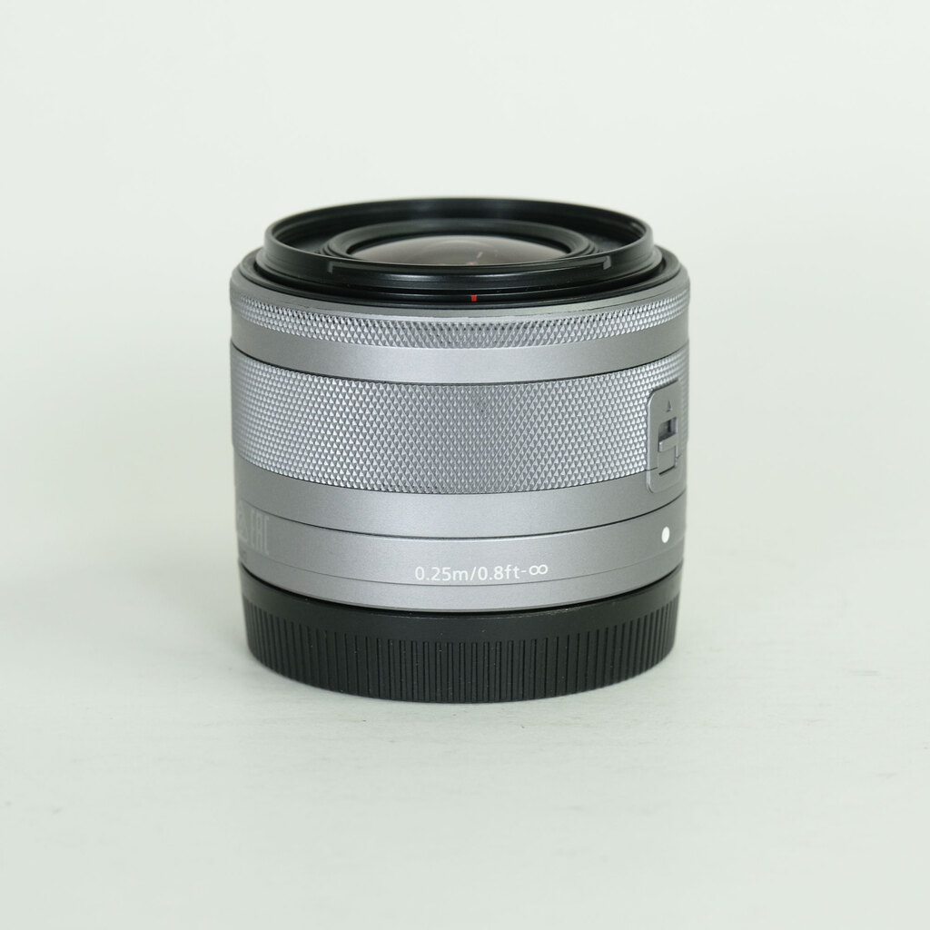 Canon EF-M15-45mm F3.5-6.3 IS STM