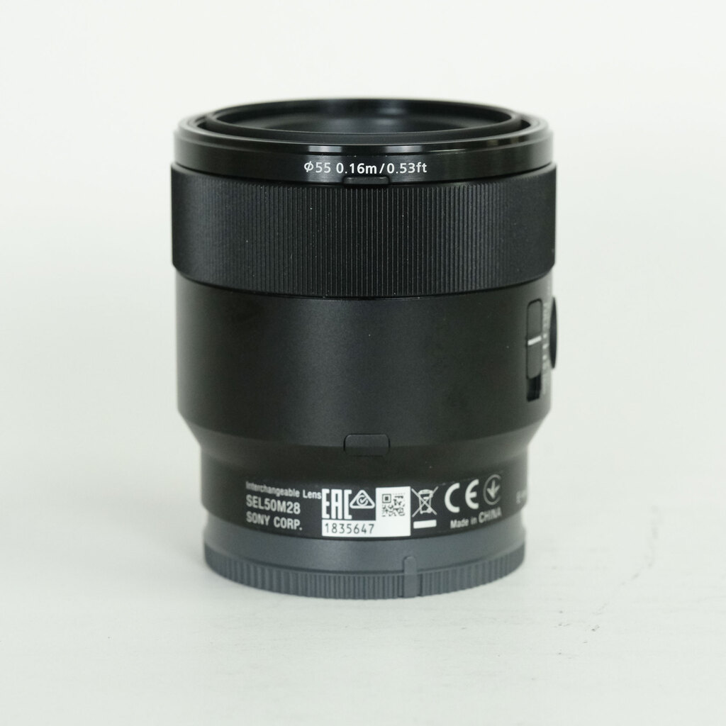 SONY FE 50mm F2.8 Macro SEL50M28