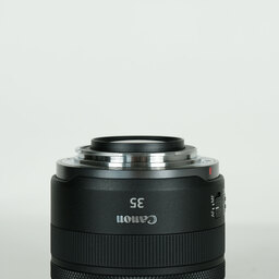 Canon RF35mm F1.8 MACRO IS STM