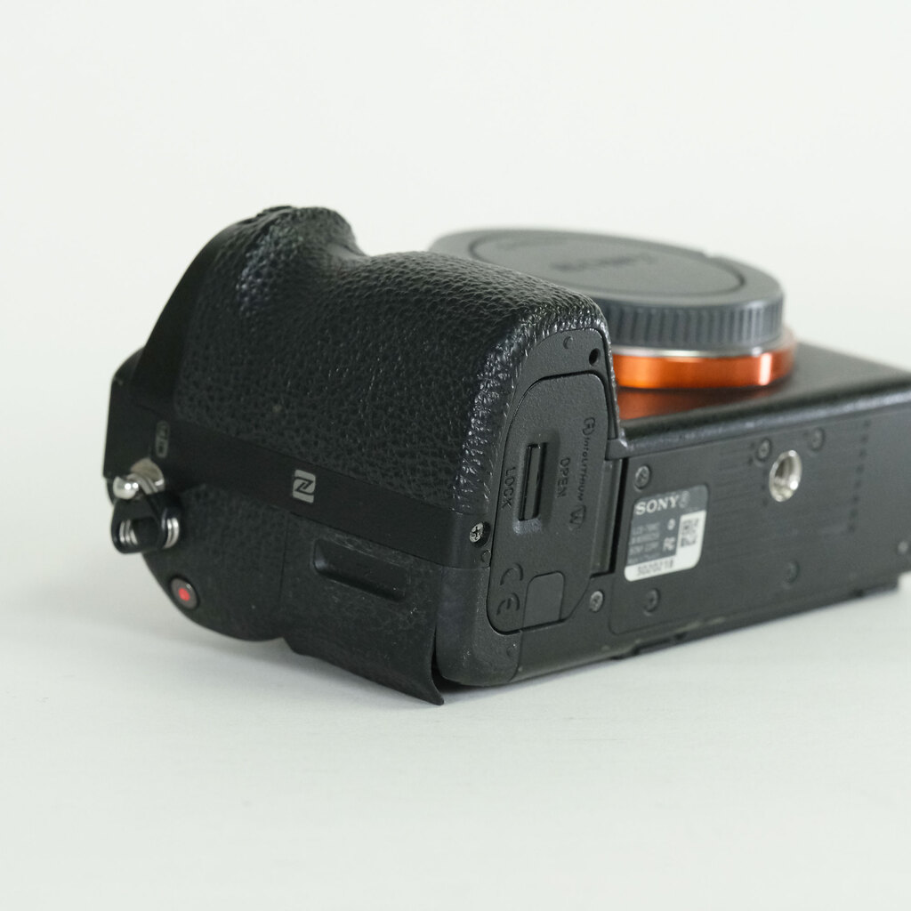 SONY α7S II(ILCE-7SM2) SONY α7S II(ILCE-7SM2)