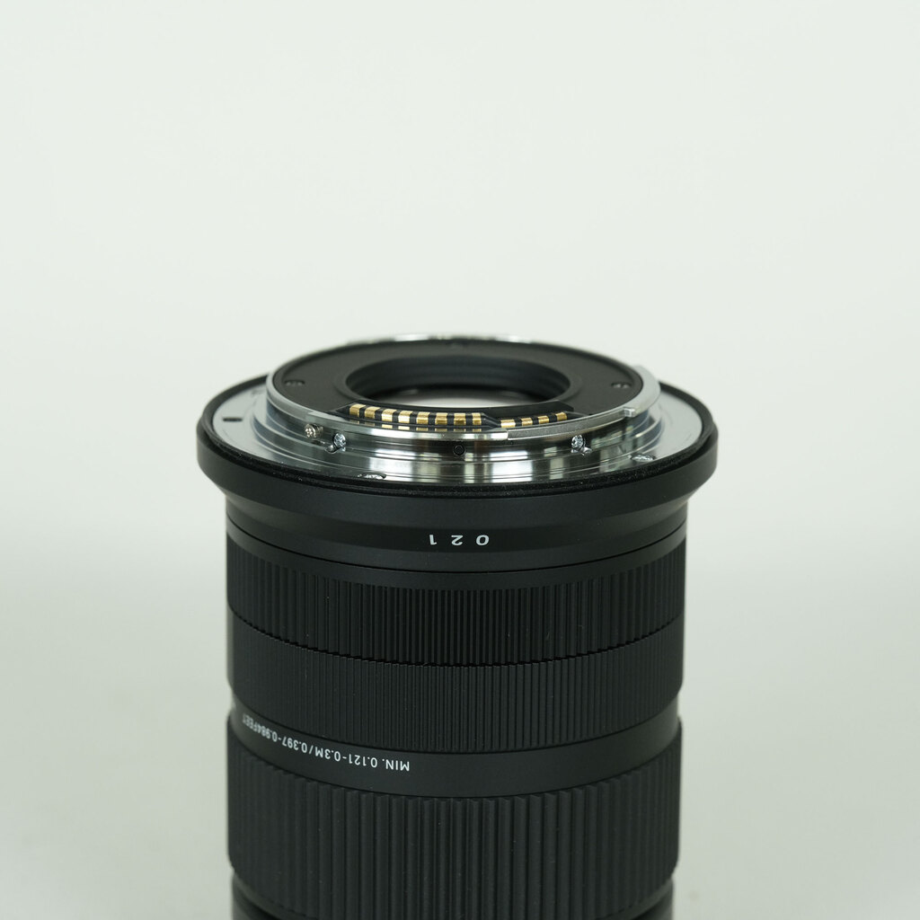 SIGMA 18-50mm F2.8 DC DN｜Contemporary [キヤノンRF用]の出品 | ONE