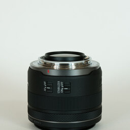 Canon RF35mm F1.8 MACRO IS STM