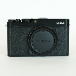 FUJIFILM X-E4