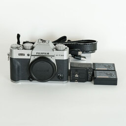 FUJIFILM X-T30