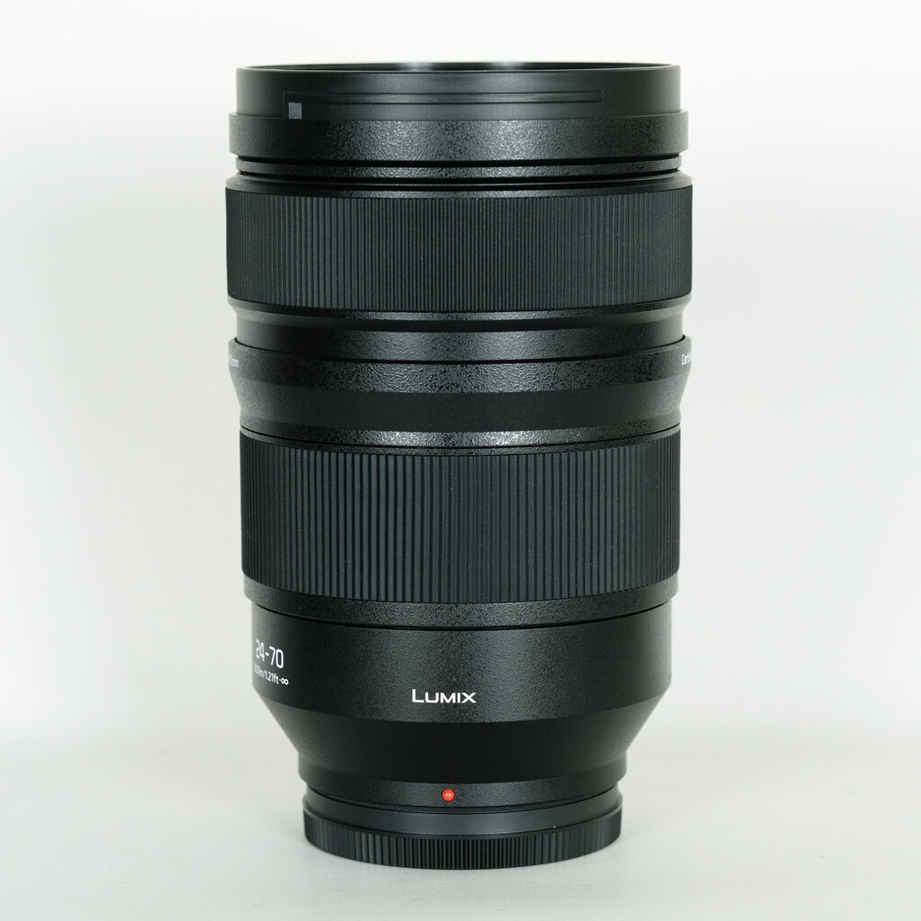 Panasonic LUMIX S PRO 24-70mm F2.8