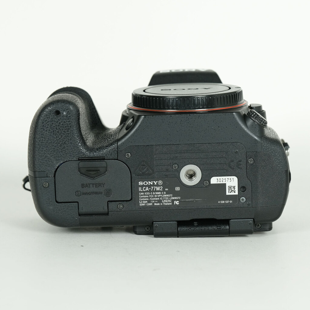 SONY α77IIボディ ILCA-77M2
