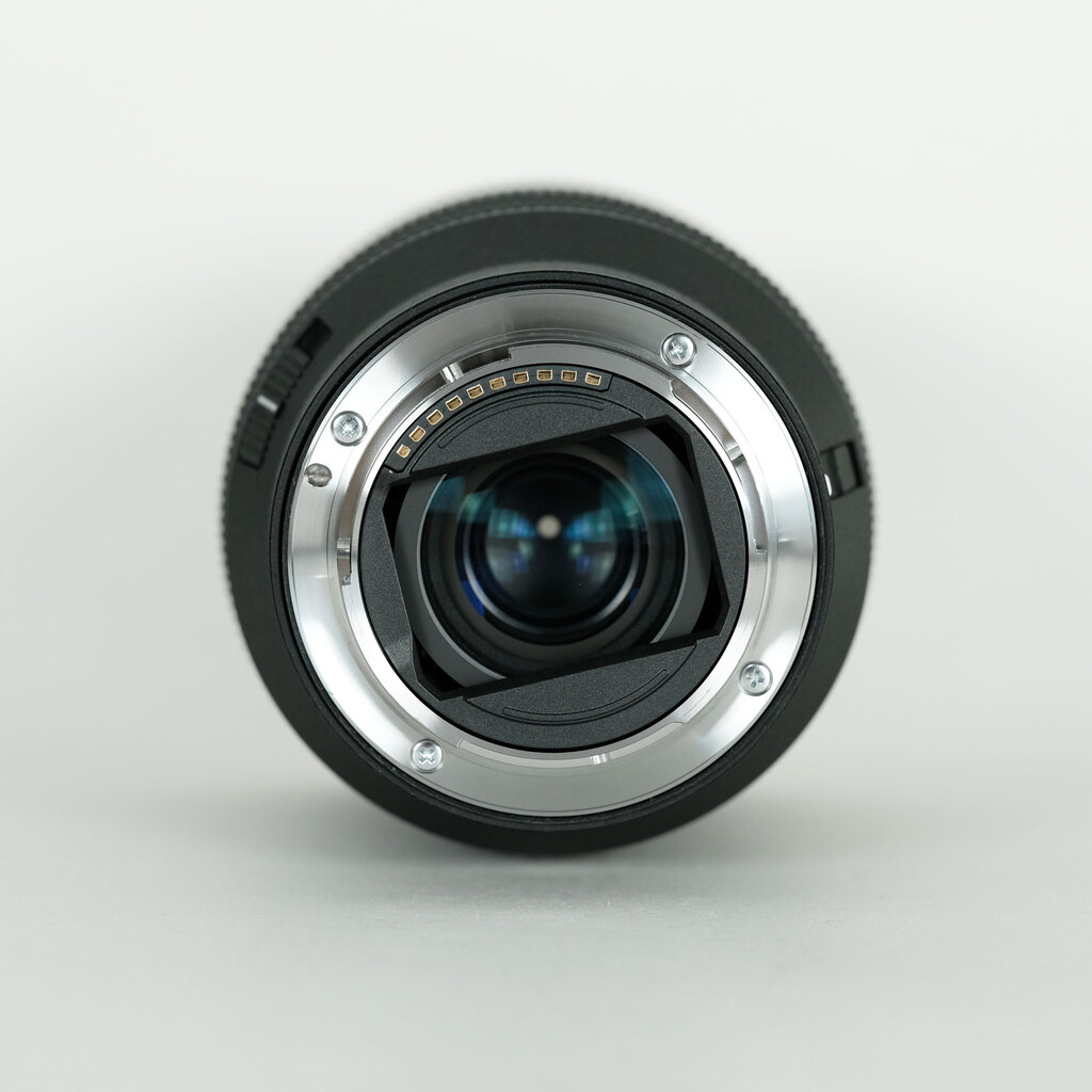 SONY FE 20-70mm F4 G SEL2070G