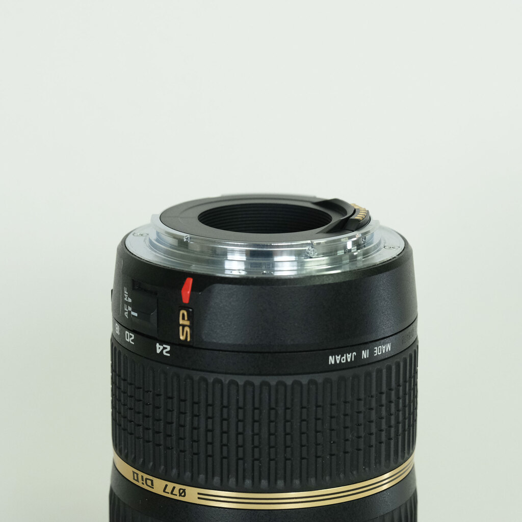 TAMRON SP 10-24mm F3.5-4.5 DiII/Model B001E(キヤノンEF用) TAMRON SP 10-24mm F3.5-4.5 DiII/Model B001E(キヤノンEF用)