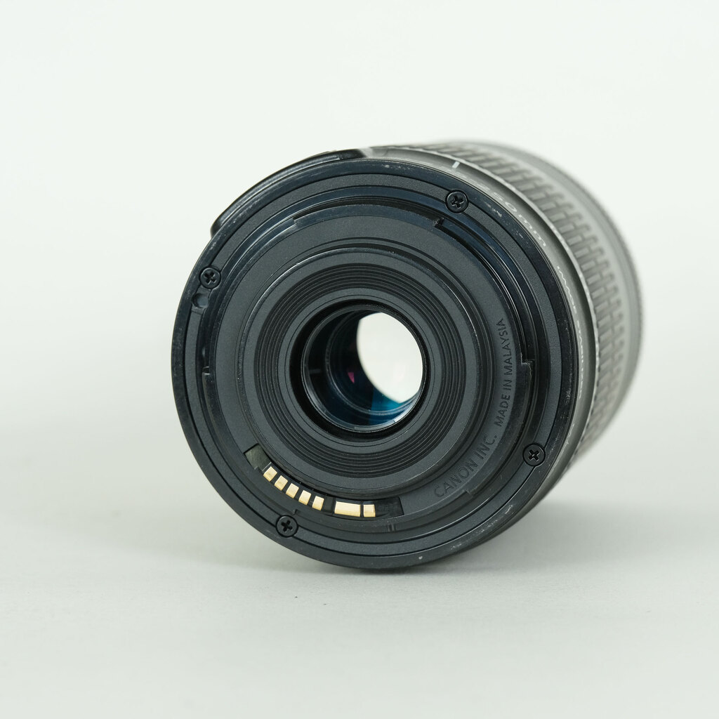 Canon EF-S55-250mm F4-5.6 IS STM Canon EF-S55-250mm F4-5.6 IS STM