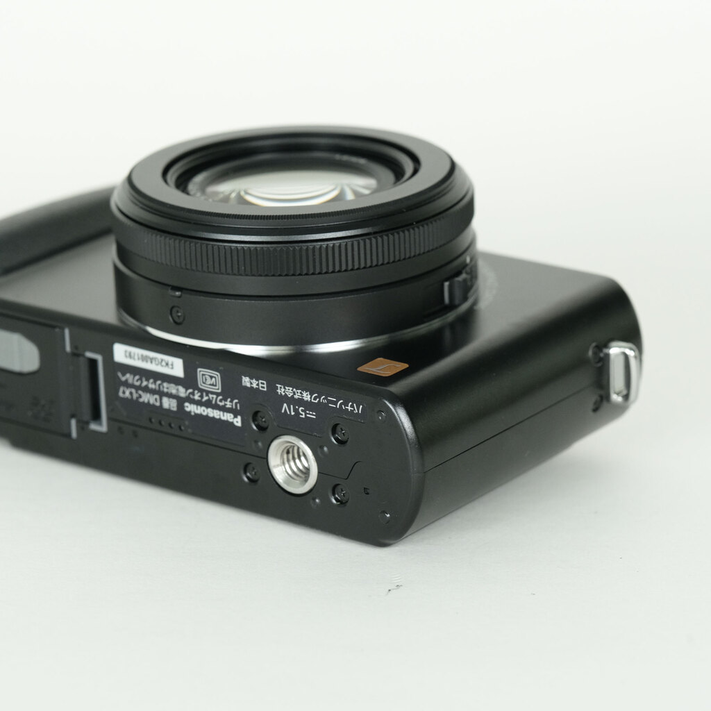 Panasonic LUMIX DMC-LX7-K ブラックの出品 | ONE SCENE（ワンシーン）
