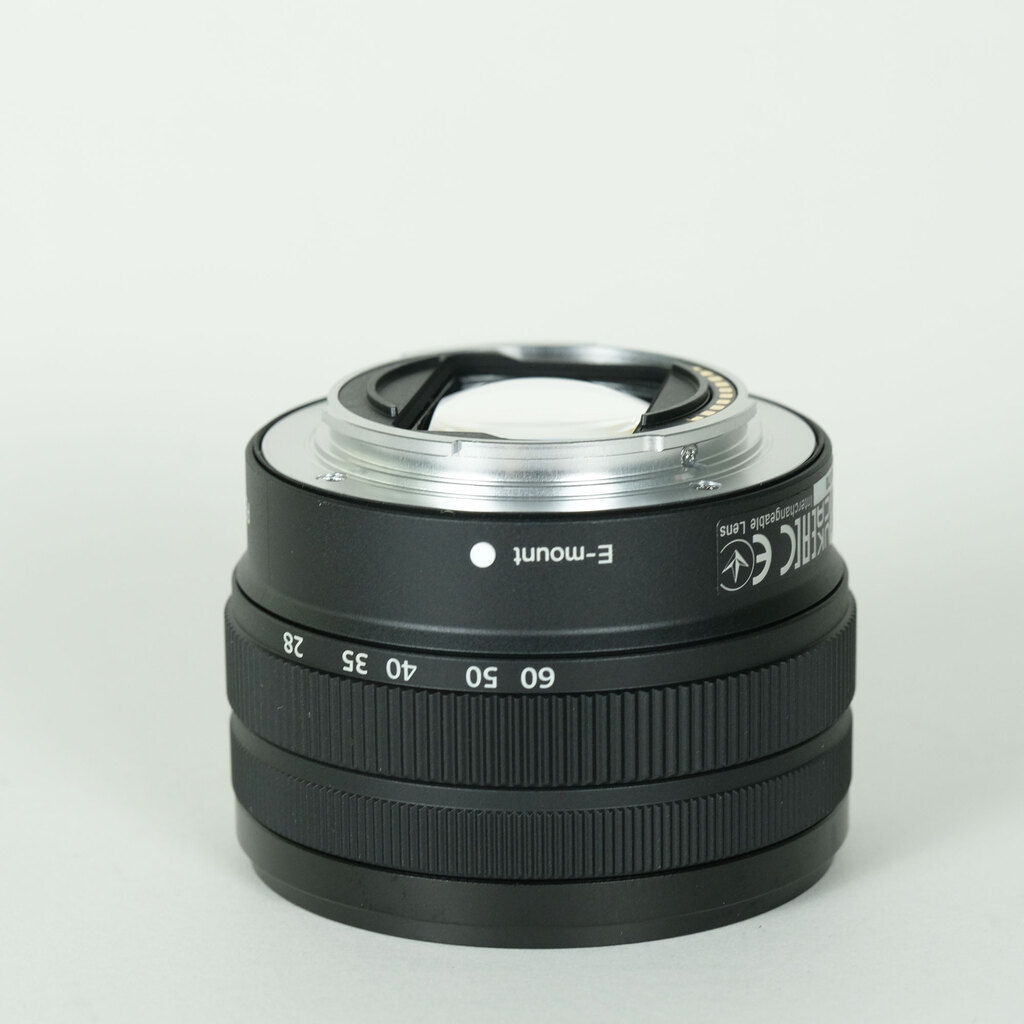 SONY FE 28-60mm F4-5.6 SEL2860 SONY FE 28-60mm F4-5.6 SEL2860