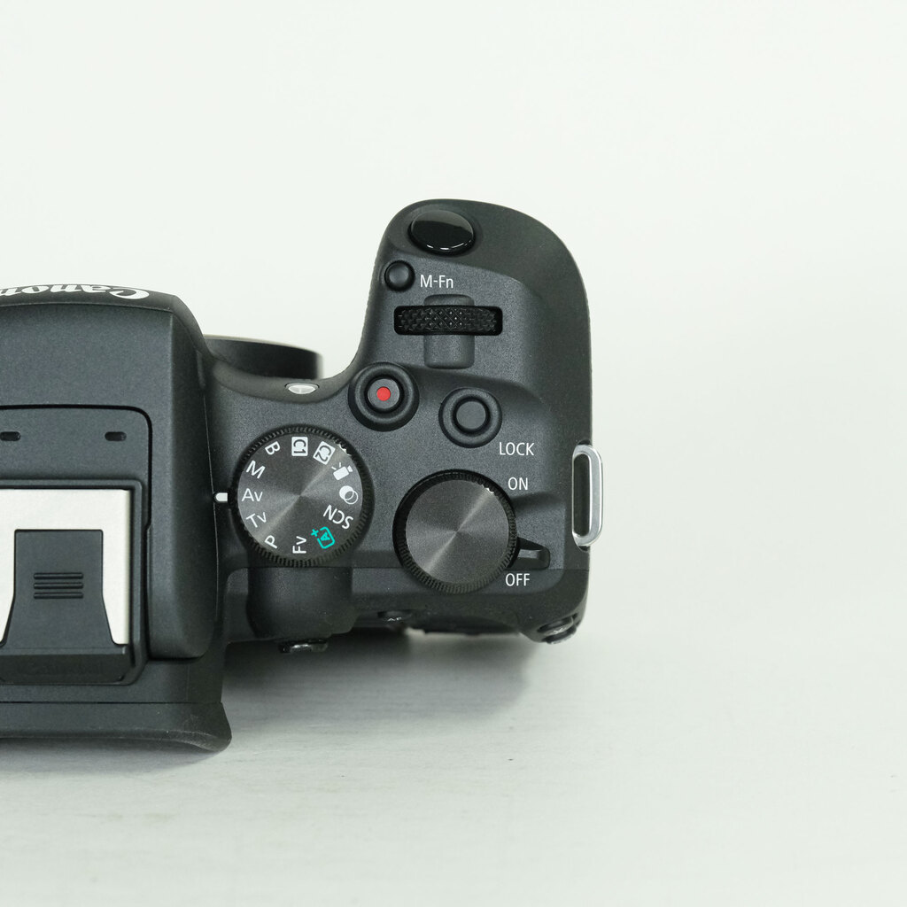 Canon EOS R10 Canon EOS R10