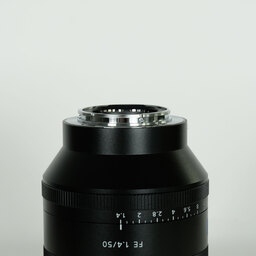 SONY Planar T* FE 50mm F1.4 ZA SEL50F14Z