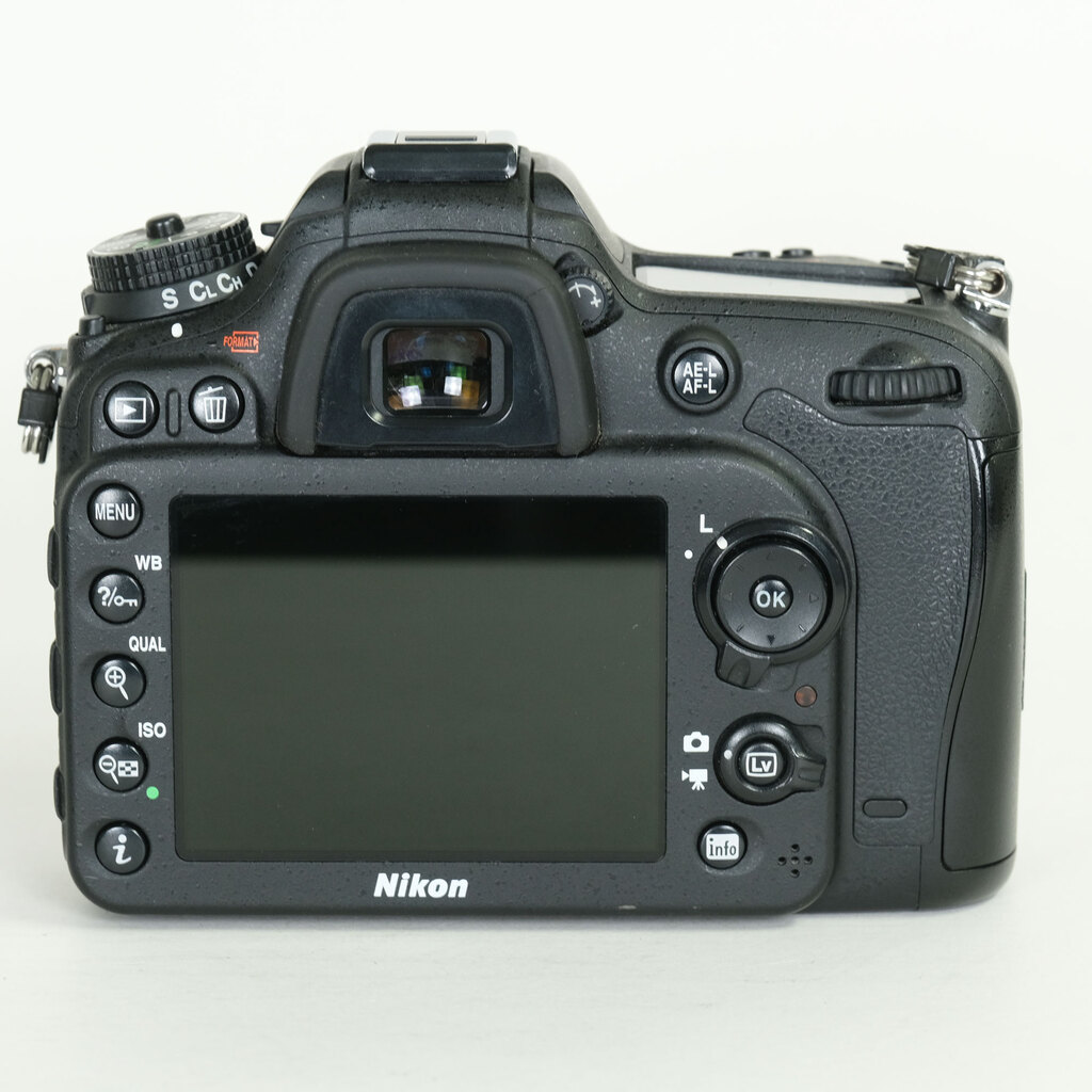 Nikon D7100