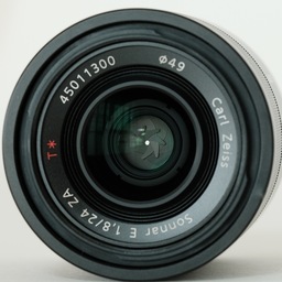 SONY Sonnar T* E 24mm F1.8 ZA SEL24F18Z