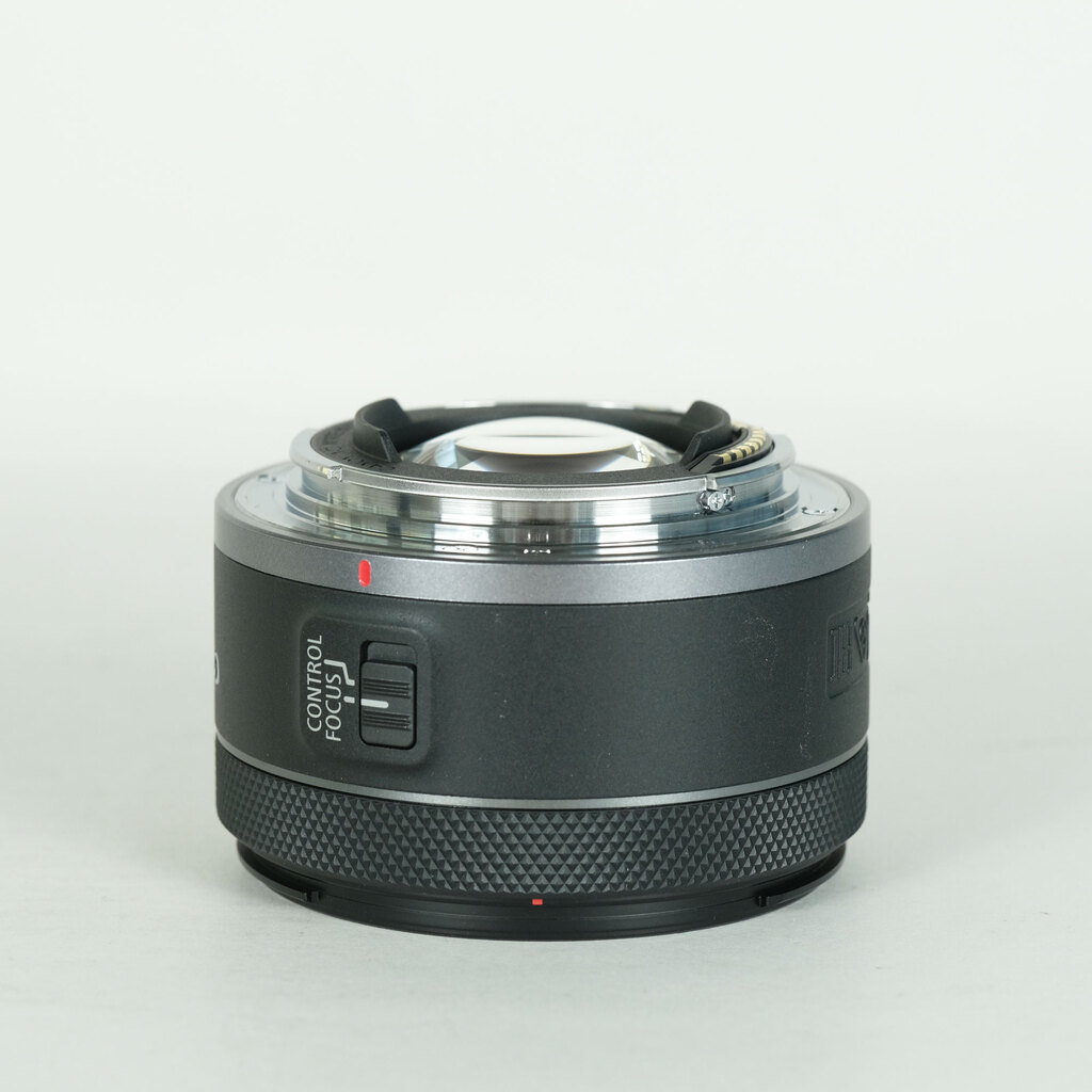 Canon RF16mm F2.8 STM Canon RF16mm F2.8 STM