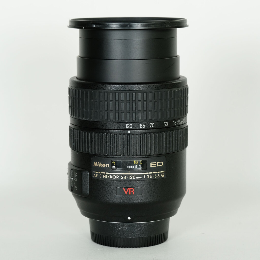 Nikon AF−VR Zoom-Nikkor24-120mm ニコン AF-S VR Zoom-Nikkor 24-120mm f/3.5-5.6G IF-ED 価格比較