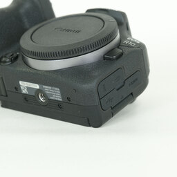 Canon EOS R10