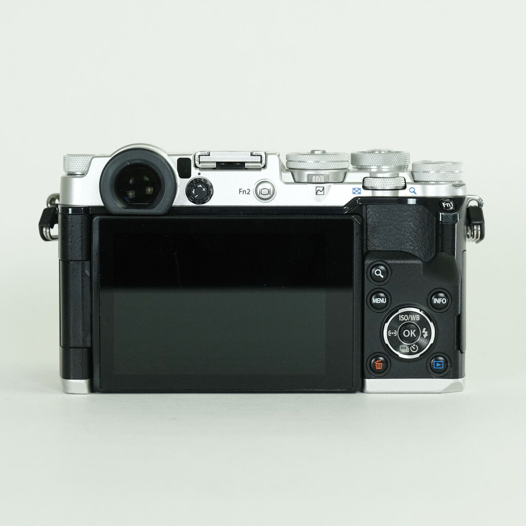 OLYMPUS PEN-F OLYMPUS PEN-F