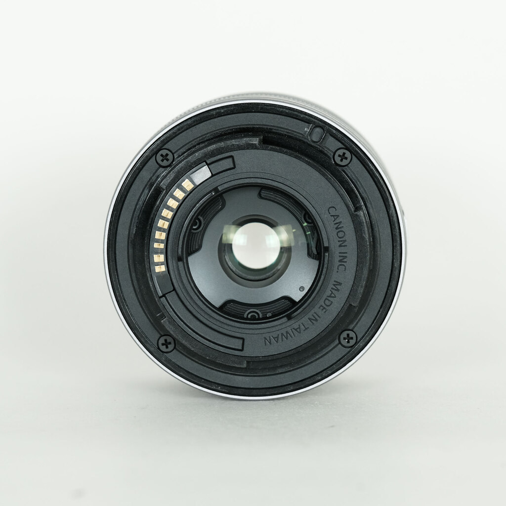 Canon EF-M15-45mm F3.5-6.3 IS STM