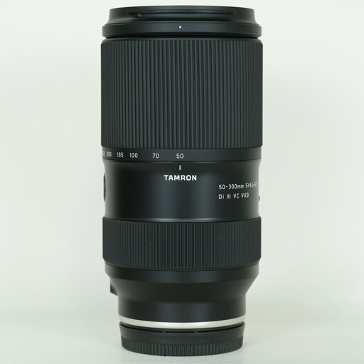 TAMRON 50-300mm F/4.5-6.3 Di III VC VXD (Model A069) [ソニーE用]