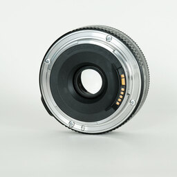 Canon EF40mm F2.8 STM