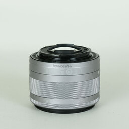 Canon EF-M15-45mm F3.5-6.3 IS STM