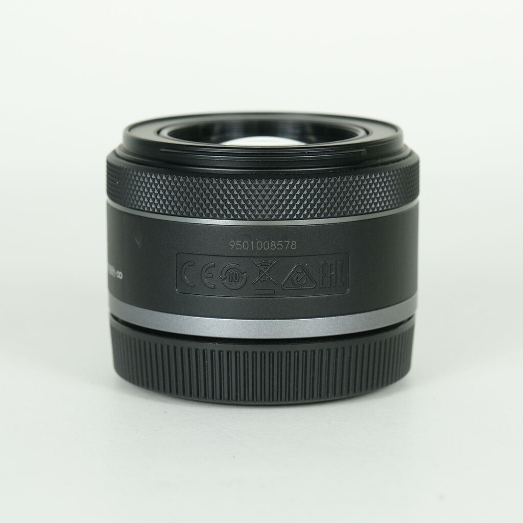 Canon RF50mm F1.8 STM Canon RF50mm F1.8 STM