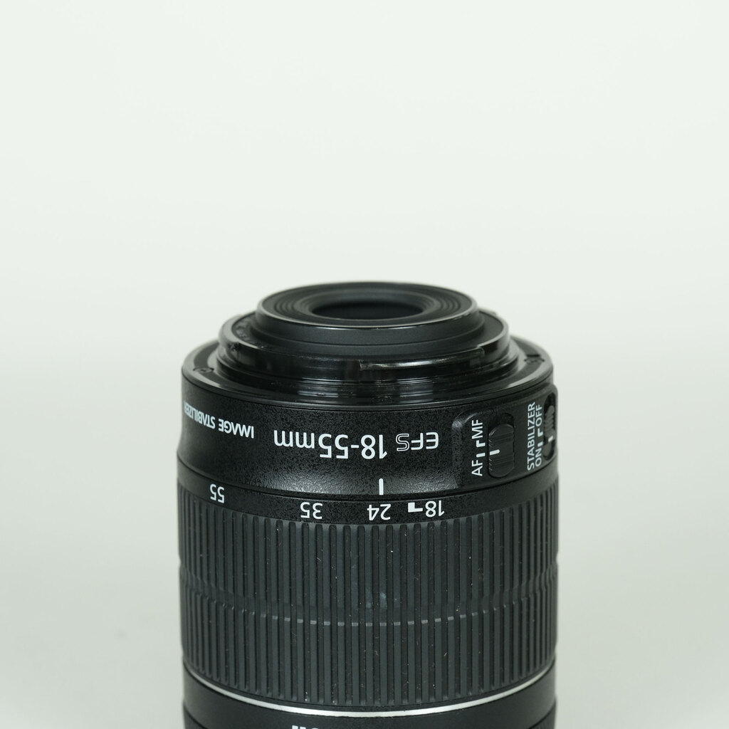 Canon EF-S18-55mm F4-5.6 IS STM