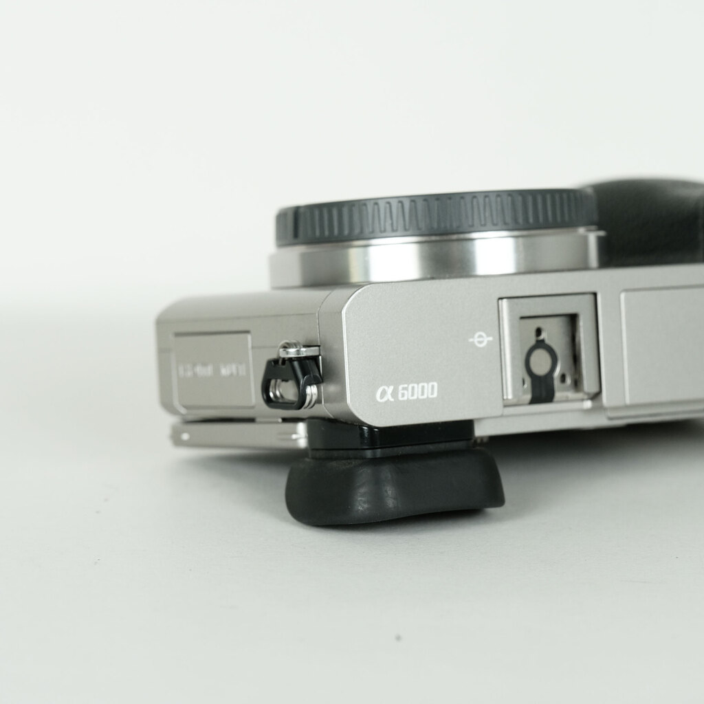 SONY α6000（ILCE-6000）