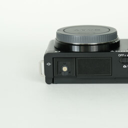 SONY VLOGCAM ZV-E10