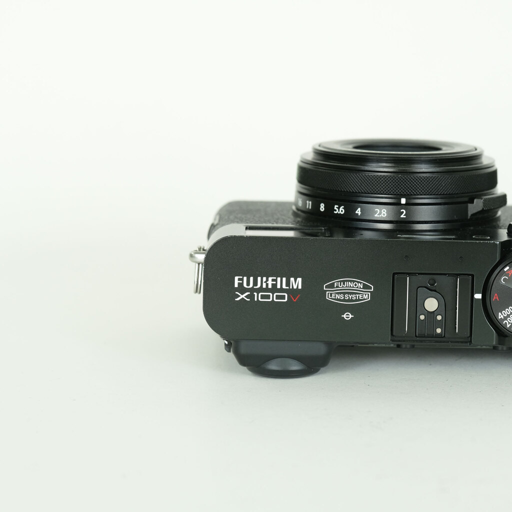 FUJIFILM X100V ブラック