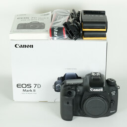 Canon EOS 7D Mark II